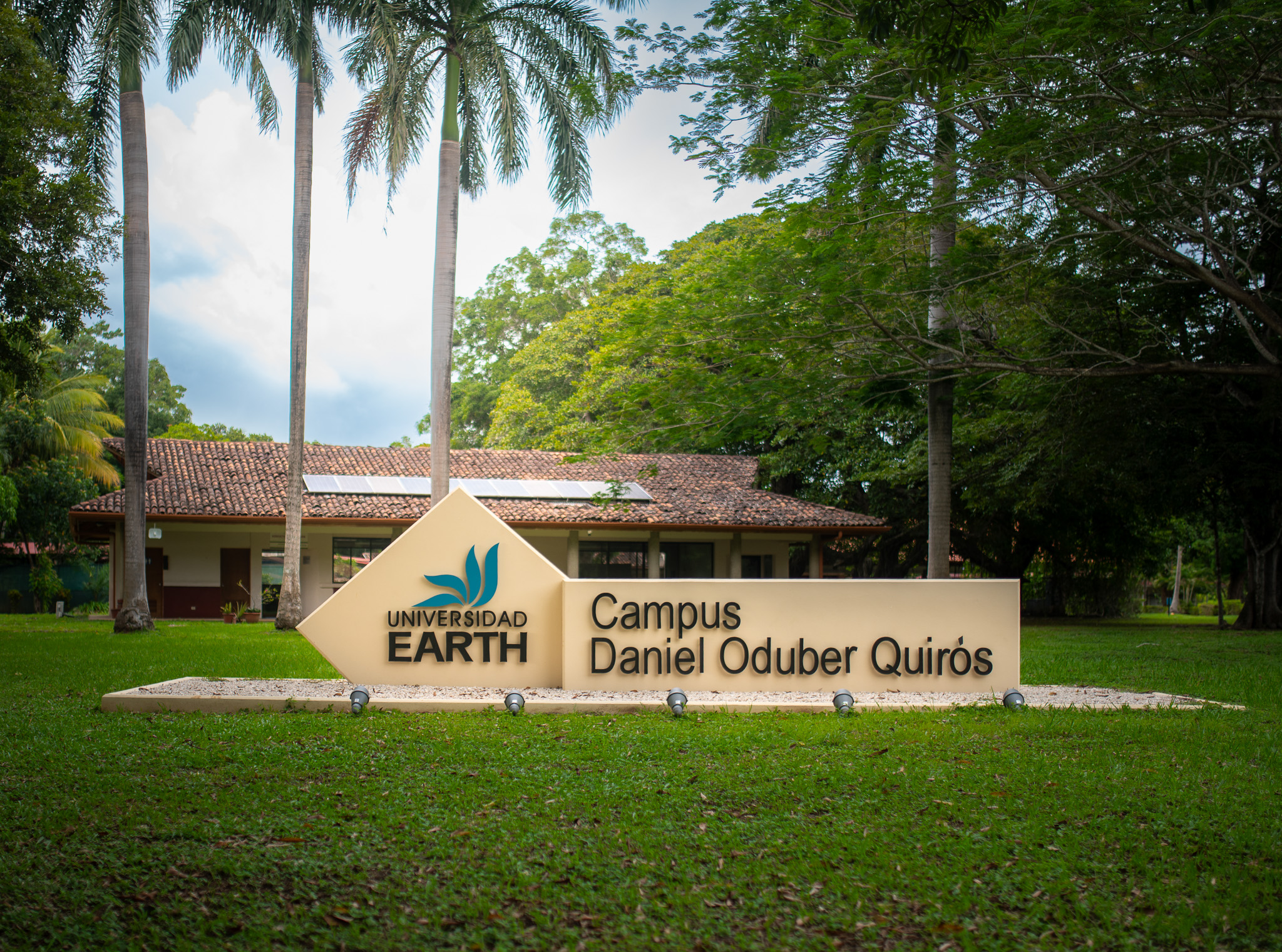 Nuestros Campus